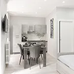 Chiaro Di Luna Bed & Breakfast Barletta