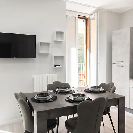 Chiaro Di Luna Barletta